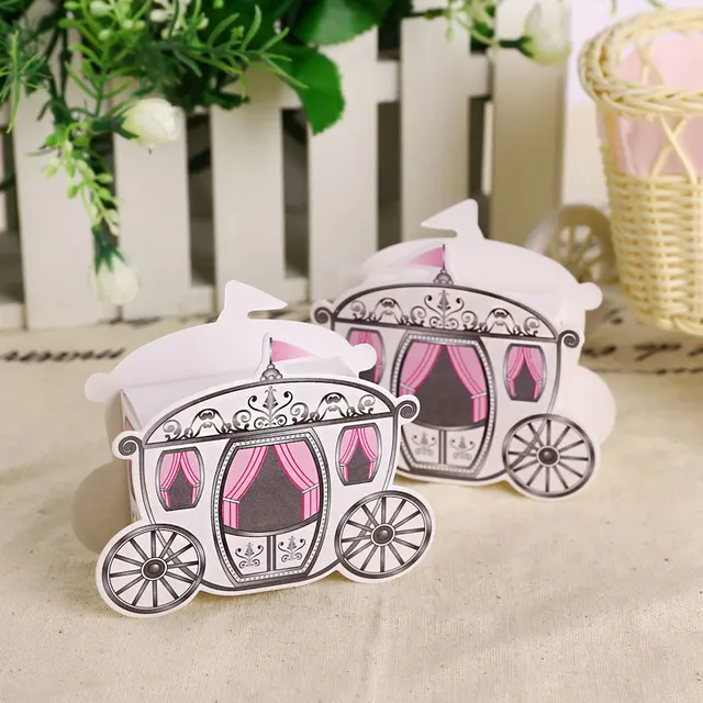 20pcs Lot British Style Candy Box For Wedding Gift Carriage 20pcs Lot British Style Candy Box For Wedding Gift Carriage Model Bonbonniere Festival Party