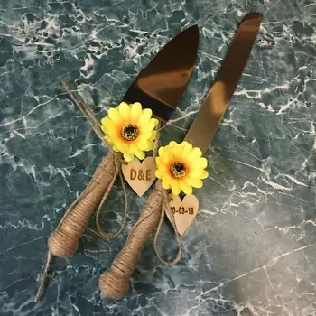 

Wedding Cake Server Set Wedding Cake Cutting Set Wedding Cake Knife Set Personalized Bride and Groom Initials and Date
