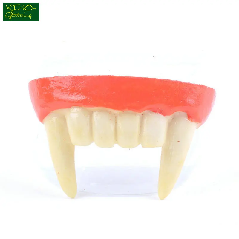 зубы вампира. зубы вампира. пластиковые вампирские зубы. зубы вампира. зубы вампира.