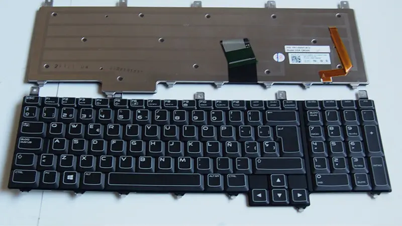 Prix pour New Original avec rétro-éclairé Espagne clavier Pour Dell pour Alienware M17X R3 R4 Clavier D'ordinateur Portable SP/LA Livraison gratuite Prix pour New Original avec rétro-éclairé Espagne clavier Pour Dell pour Alienware M17X R3 R4 Clavier D'ordinateur Portable SP/LA Livraison gratuite