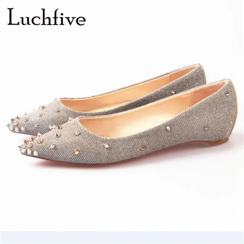 

Sexy Rivets Sequins Women Flat Shoes Genuine Leather Pointy Toe Ballet Runaway outwear Slip On White Black Shoes Woman