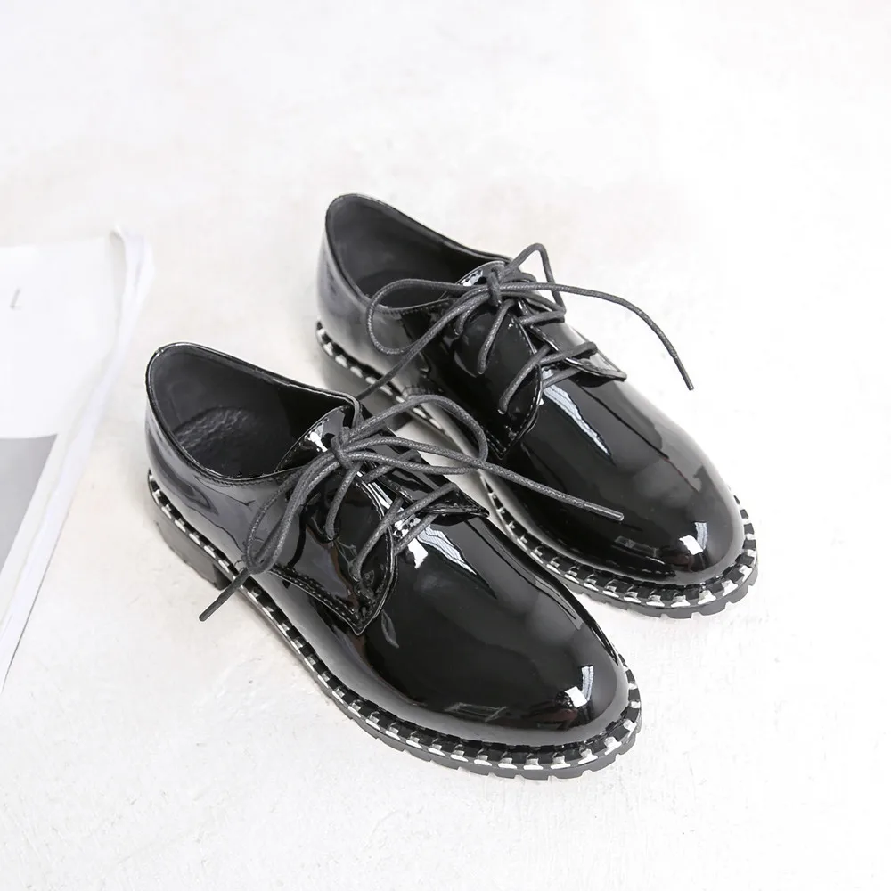 Fletiter الشقق البريطانية نمط أكسفورد أحذية النساء الربيع جلدية أوكسفورد شقة كعب حذاء كاجوال الدانتيل يصل إمرأة أحذية ريترو تصليحه