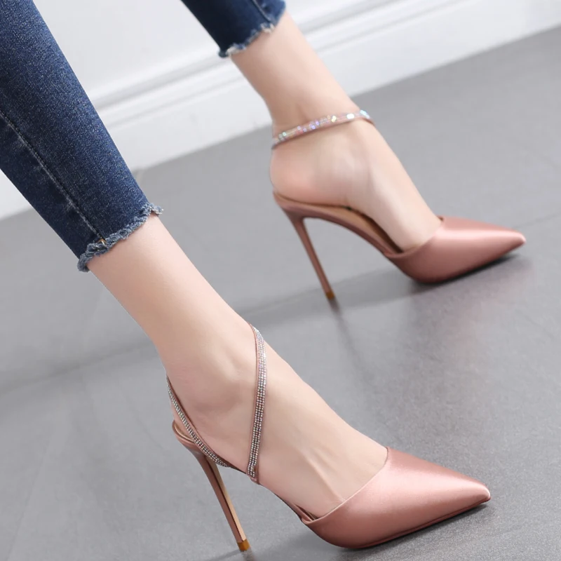 

2019 new rhinestone temperament women's shoes Baotou sandals stiletto high heel women's shoes