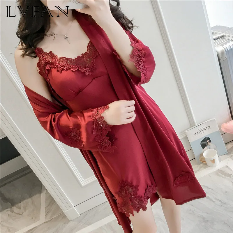 

Lingerie lingerie lingerie lingerie sexy embroidered halter gown residential set two pieces sleeping gown LVFAN A