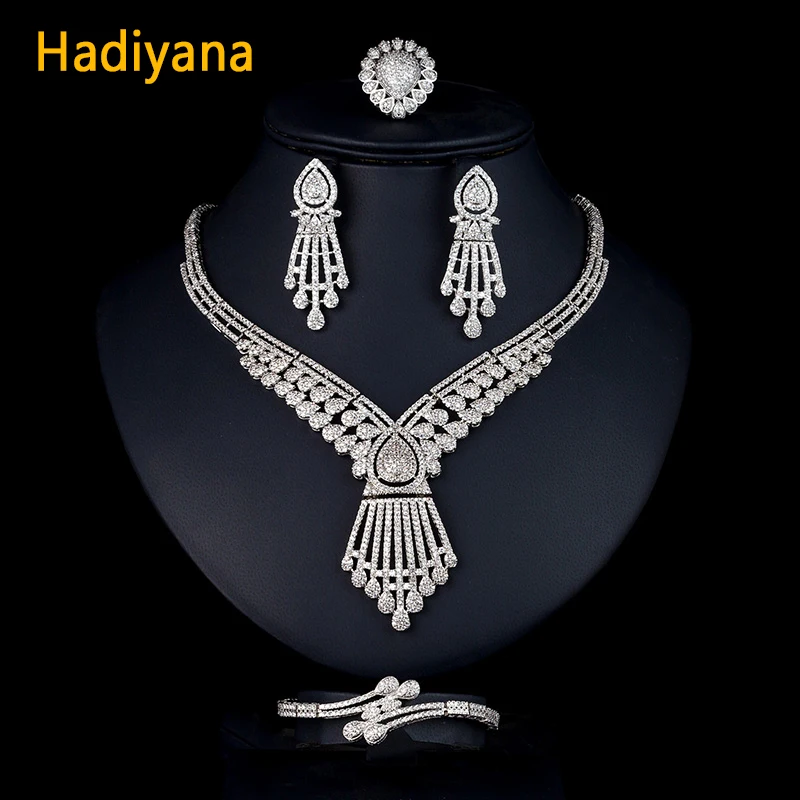 

Hadiyana Trend Jewelry Bride 4pc Set Luxury CZ Shining Zircons Necklace Earrings Ring And Bracelet Copper Sets For Women CN762