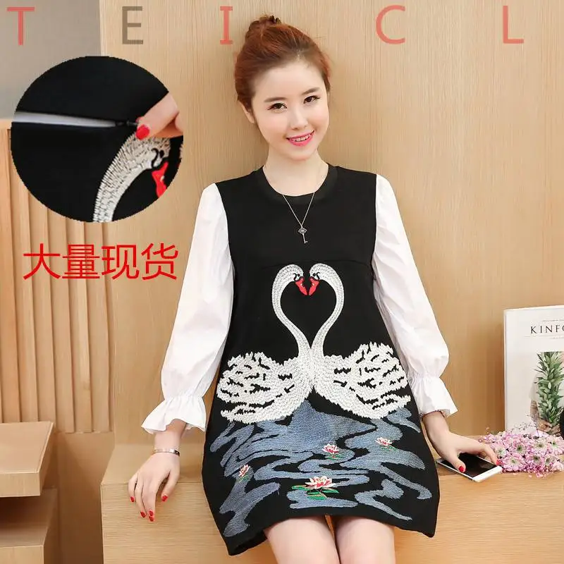 

2018 spring and autumn new women's swan embroidery long-sleeved out breastfeeding clothes maternity dress