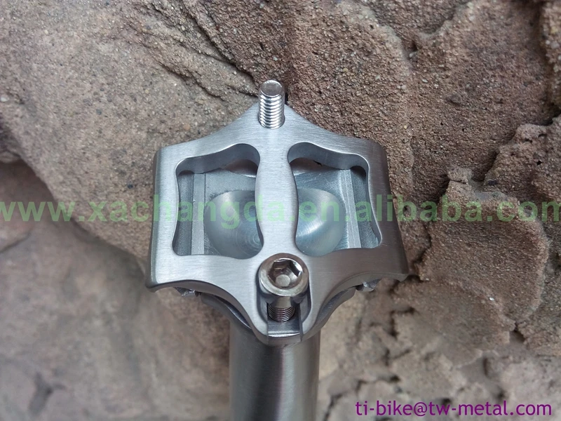 

Titanium 30.9 Dia Seatpost Customized Handbrushed Titanium Bicycle Seat Post China Made Ti Bike Seat Post