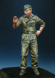 

pre order-Resin toys 35067 WSS Panzer Crew 44-45 Free shipping