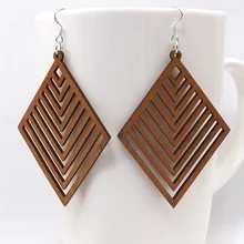 Qiaohe 1 par de pendientes de madera de buena calidad orgánico marrón hueco africano Mujer colgante de Brincos de madera 5,2x7 cm/2x2,8 ''E57(China)
