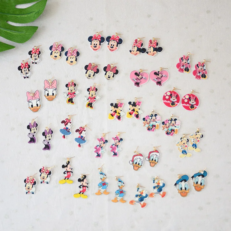 

Cute Cartoon Fashion Earrings Lovely Desgin Mouse Minnie Mickey Donald Duck Creative Acrylic Drop Earrings For Women Girls Kids