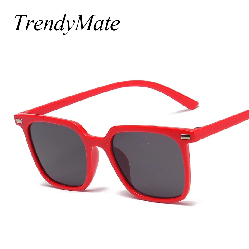 

Fashion Brand Designer Vintage Lady Square Sunglasses Women Rivet Eyewear Flat Top Red Purple Yellow Sun Glasses Female 5385