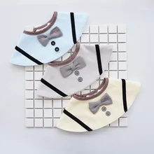 Симпатичные для маленьких мальчиков в бело-черную клетку и имитационный воротник, галстук-бабочка, слюнявчик, полотенце для слюней младенцев для маленьких мальчиков и девочек, Слюнявчики для кормления вещи