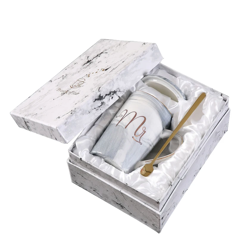 

Creative Porcelain Europe Ms/Mrs Marble Coffee Mug Milk Tea Cup With Golden Spoon Golden Line Handle Lid Gift Box For Couple