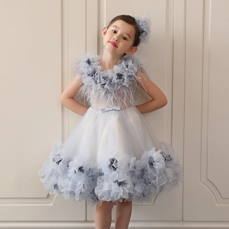 

Princess Dress Appliques Ball Gown Wedding Party Kids Pageant Dresses Luxury Girls Holy Communion Dress Long Trailing D162