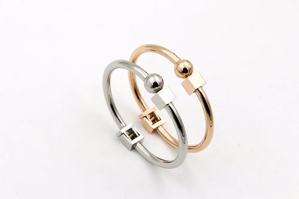 

Fashion Brand Stainless Steel Rose Gold Color Better Square Ball Bead Spring Bangle Women Gift