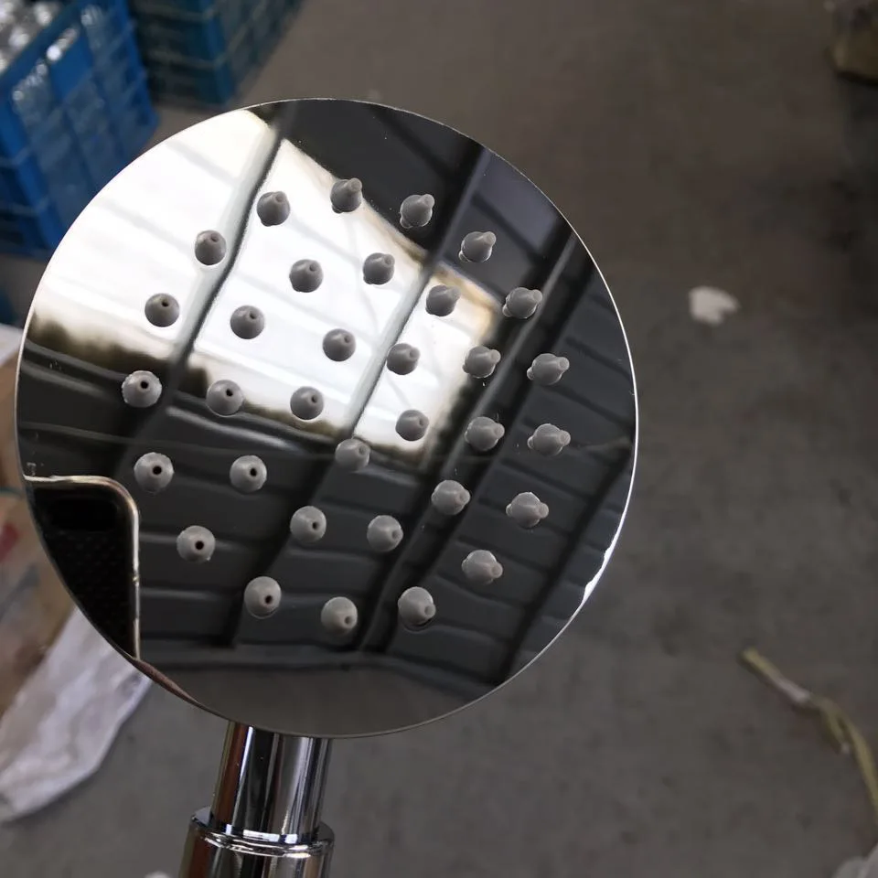 4470571689_1270193591