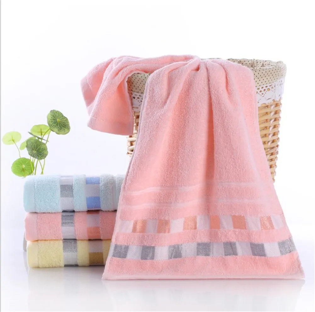 Cotton Plaid Printed Bath Towel Beach Towel For Adults Fast Drying Soft 17 Colors Thick High Absorbent Antibacterial - Цвет: Розовый