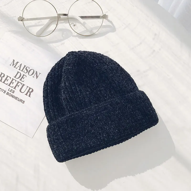 Осень Зима Винтаж синель вязать леди Skullies шапки Твердые унисекс Женские теплые мужские шапочки шапки новое поступление - Цвет: Черный