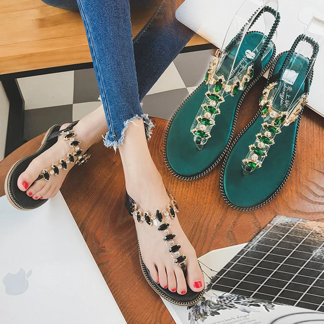 Crystal band flip flops mujer summer rhinestone t-strap gladiator sandals women bohemian brand flat slip on shoes zapatos mujer