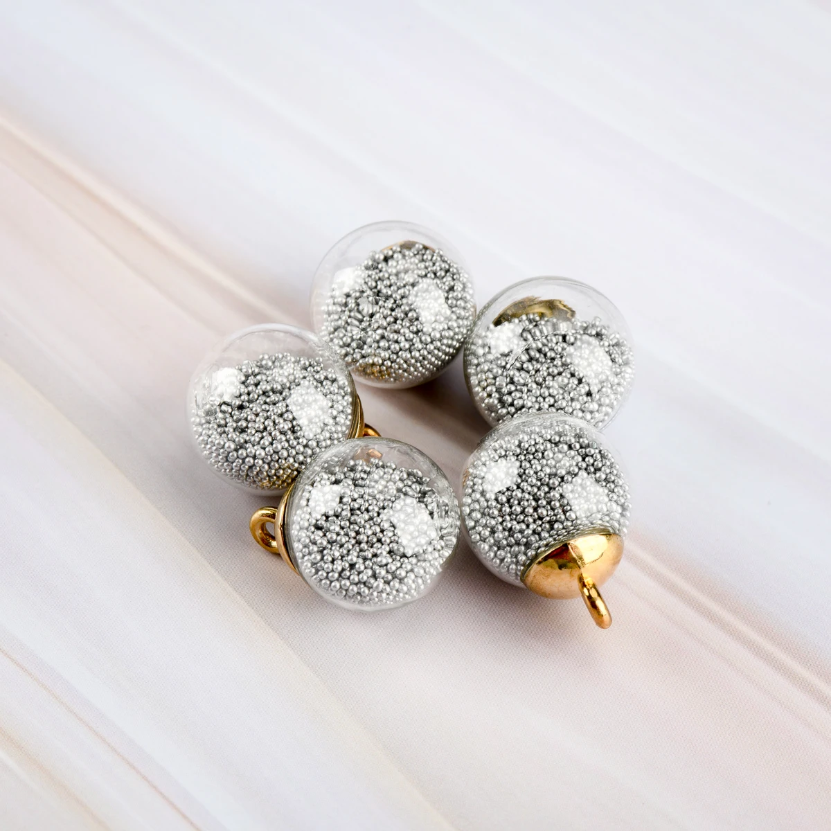 

Hollow Hand-made Glass Bead Not Ceramic Beads Yoga Beads & Jewelry Making Glass Beads Wholesale #IZ523