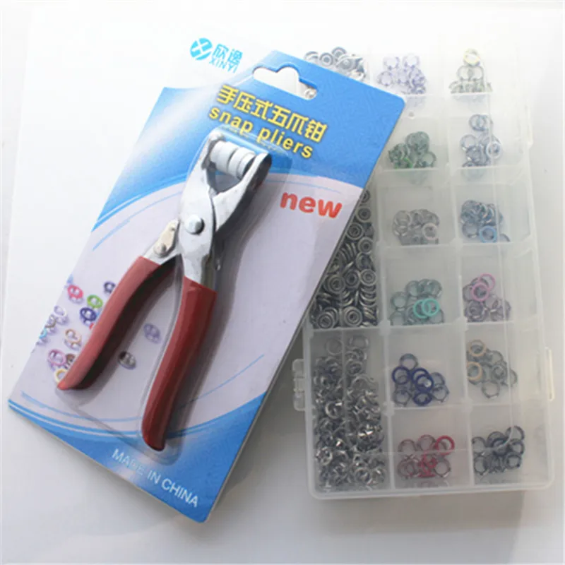 

Melange color of 12 120 sets of environmentally friendly 9.5 mm hollow claw clasp box packaging + a set of installation tools