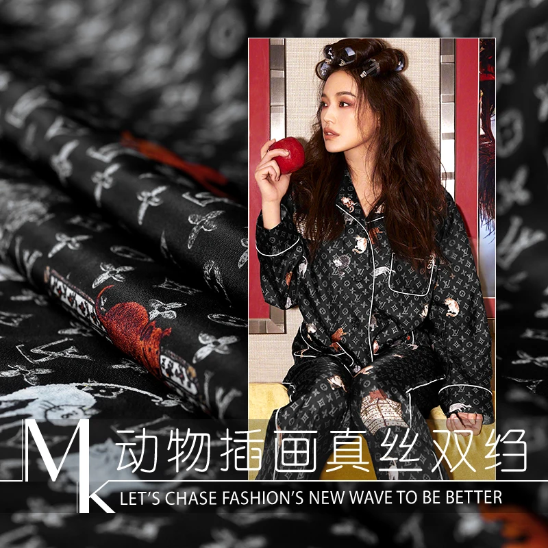 

Half Meters Spring And Summer Silk Double-breasted Catwalk Silk Digital Printing French Style Dress Fabric