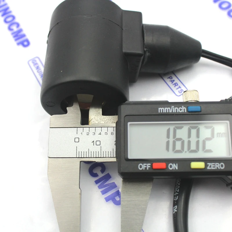 203-60-62171 203-60-62161 PC120-6 solenoid coil  (10)