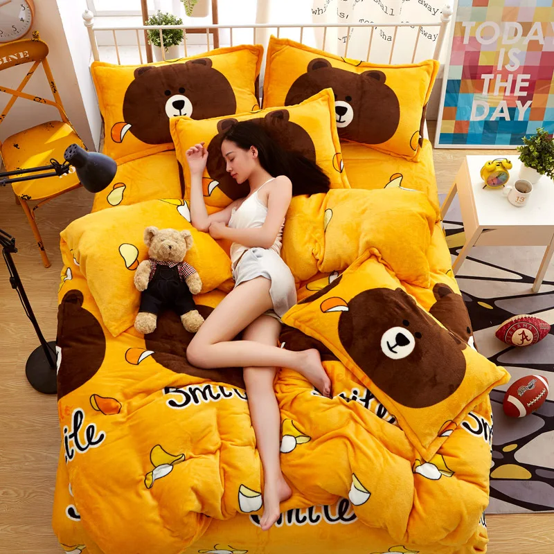 

Free Shipping Modern Style Soft Fay Velvet Duvet Cover Set Bed Sheet Pillowcase King Size Super Soft Bedding Sets JAJU033