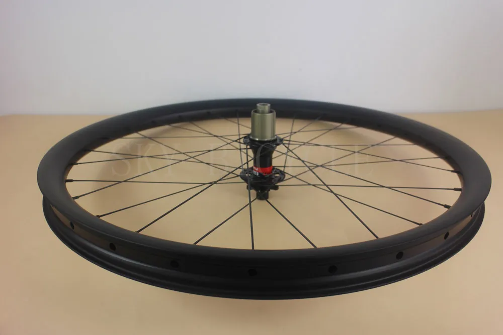 650B mountain bike Rear wheel 40mm wide 30mm deep 27.5ER hookless disc bicycle wheel Novatec