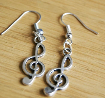 

Hot 50 Pair Vintage Silver Kitsch Treble Clef Charm Pendant Drape Earring DIY Fashion Women Jewelry Accessories Unique Gift Z010