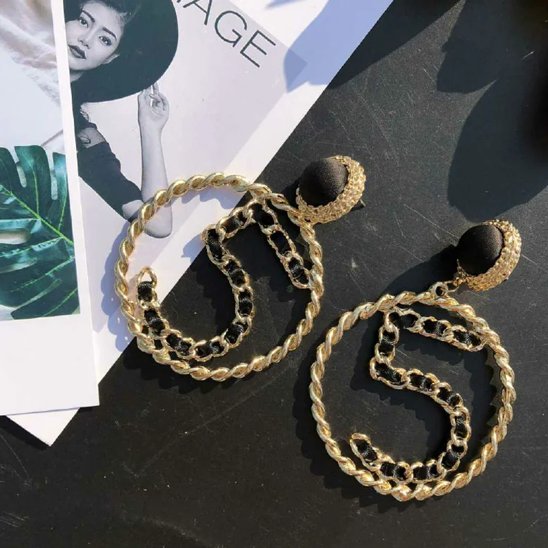 Women Earring Jewelry Fashion Simple Pearl Number 5 Big Circle Part Model Earrings Black Ribbon Weaves pearl earrings