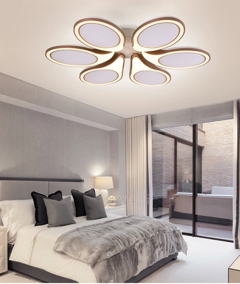 acrylic flower chandelier (20)
