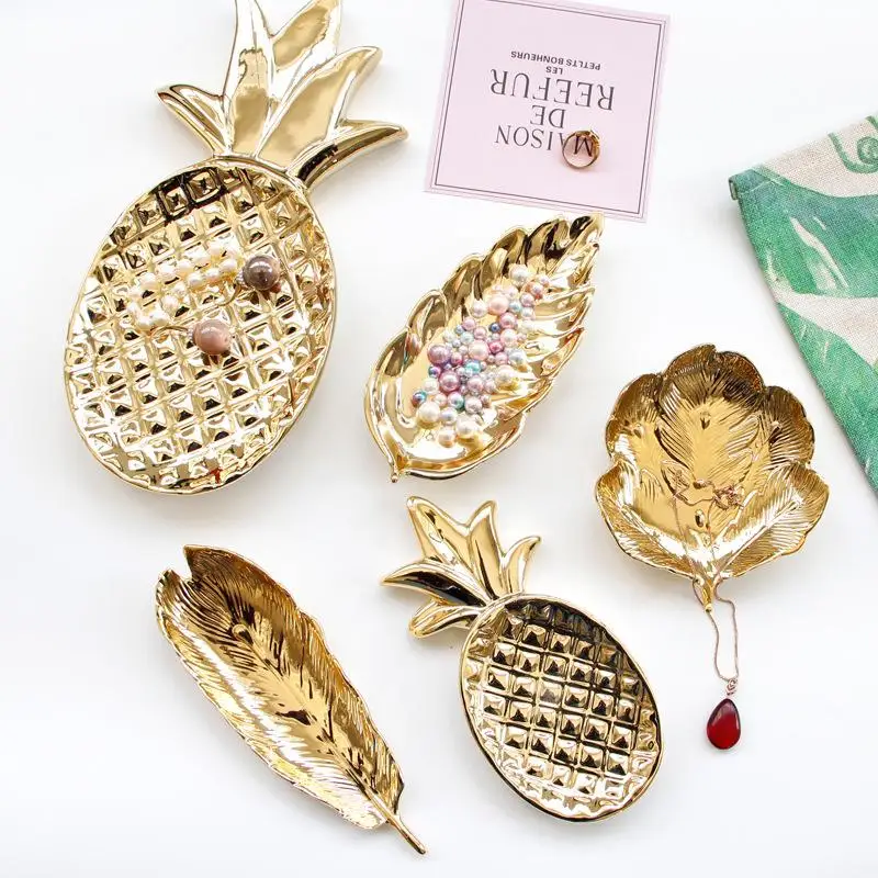 

European Style Gold Ceramic Storage Tray Jewelry Display Tray Porcelain Fruit Candy Dish Kitchen Storage Tray Home Decor Crafts