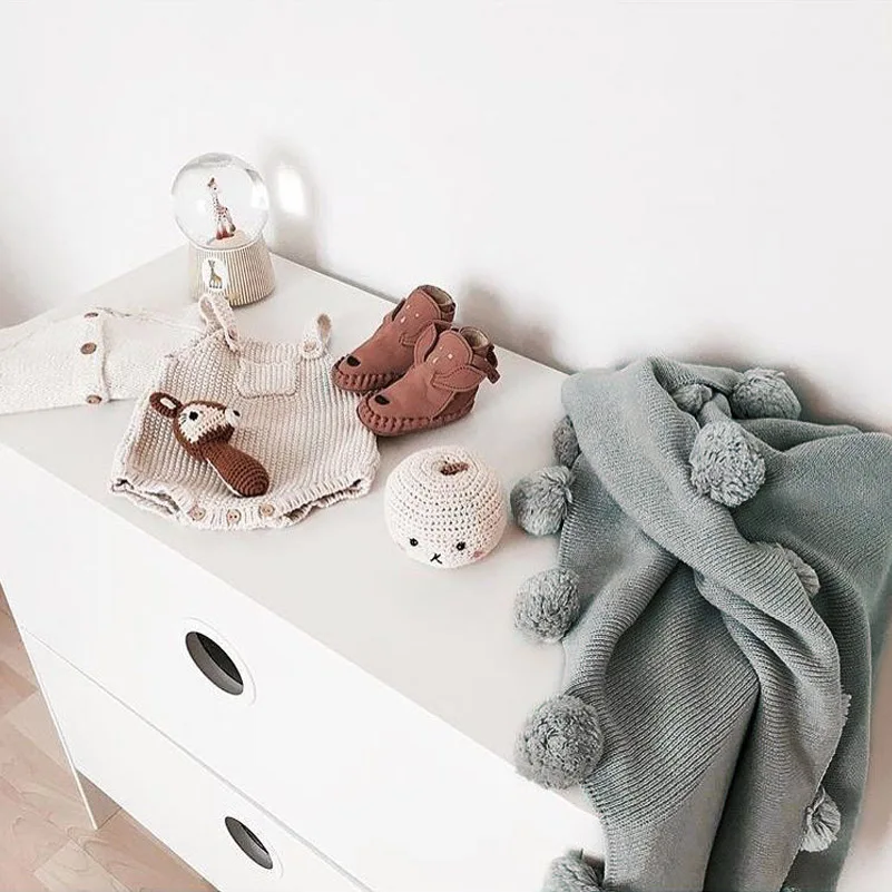 Baby Blankets Fleece Blanket on the Bed Beach Gray Pom Pom Sofa Blanket Baby Children Cute Wool Blanket Infant Newborn 73105 (9)