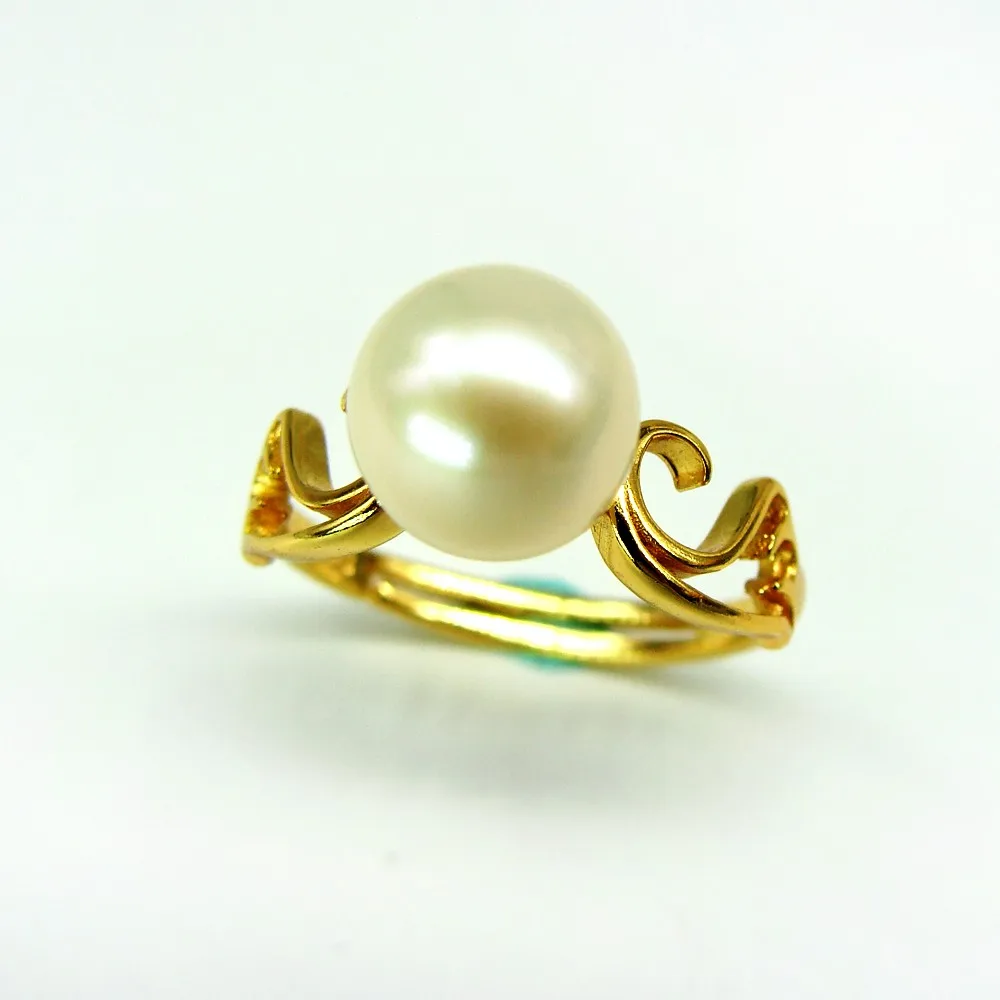 angle wings big pearl ring