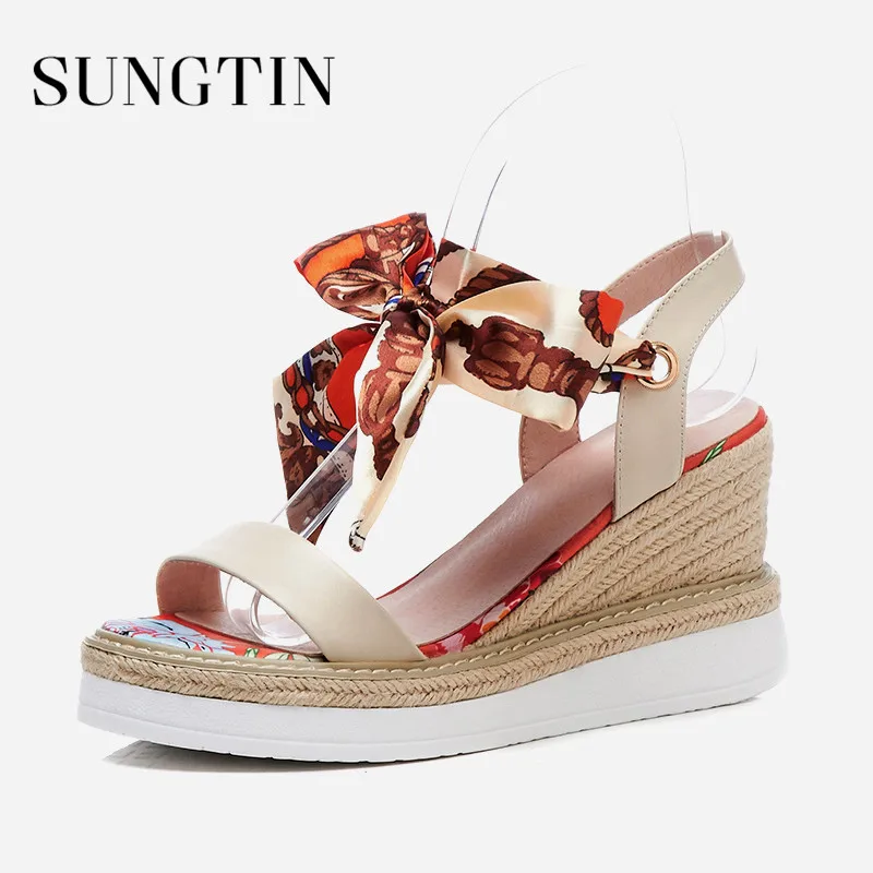 

Sungtin 2018 New High Quality Platform Sandals Women Wedges Ladies Shoes Fashion Print Bowknot Espadrilles High Heels Sandals