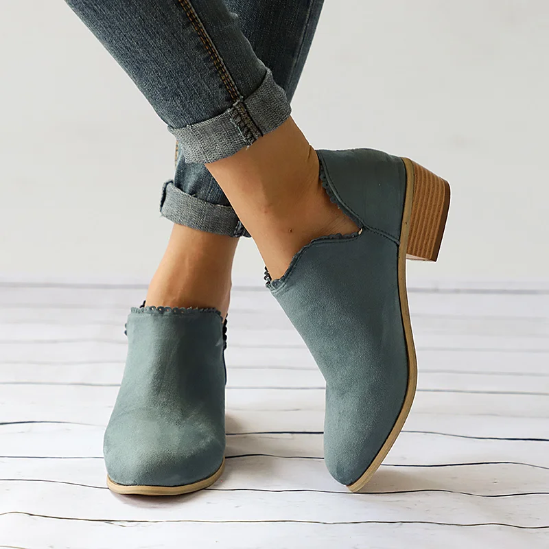 low heel clog boots