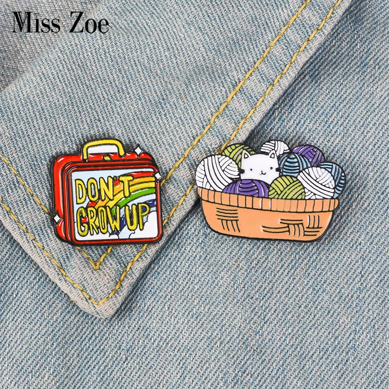 

Rainbow Lunch Box Enamel pin Badge brooch Lapel pin Denim Jeans shirt bag Cartoon Animal Jewelry Gift for Kids