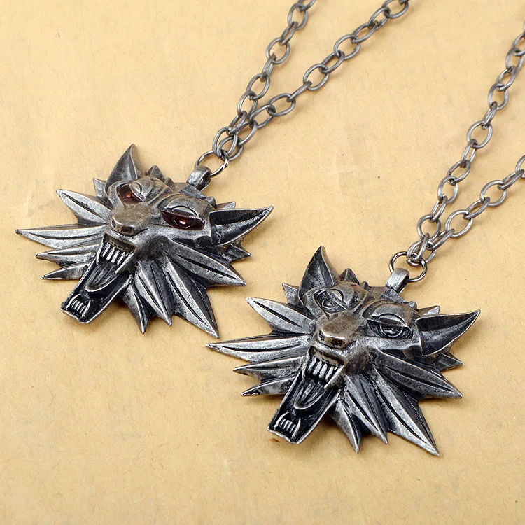 Fashion Punk Wizard Witcher 3 Wolf Head Pendant Necklace For Men Jewelry Red Halloween Gift Fashion Punk Wizard Witcher 3 Wolf Head Pendant Necklace For Men Jewelry Red Halloween Gift