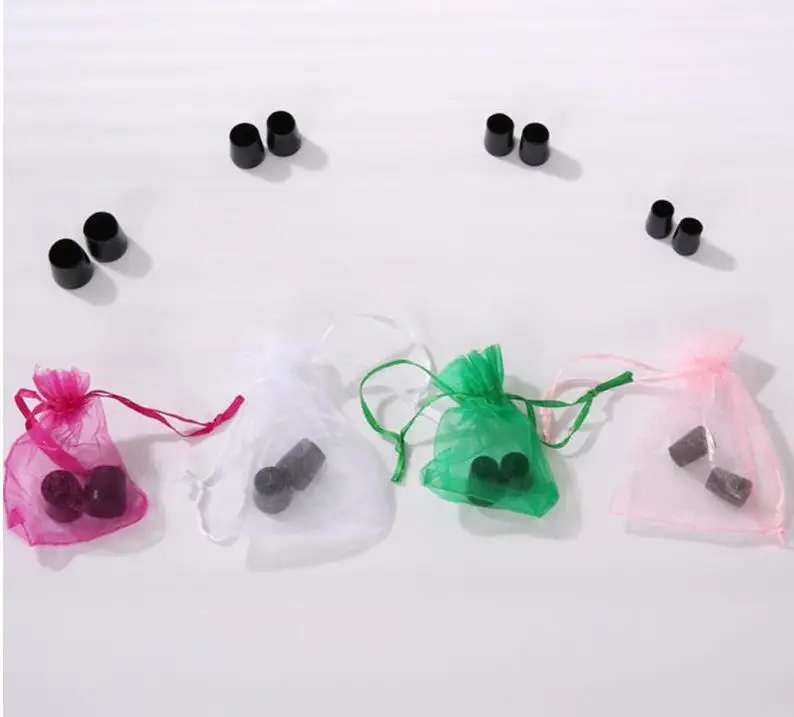 

Free shipping ! Bulk Anti-slip plastic gel high heel protector caps for grass