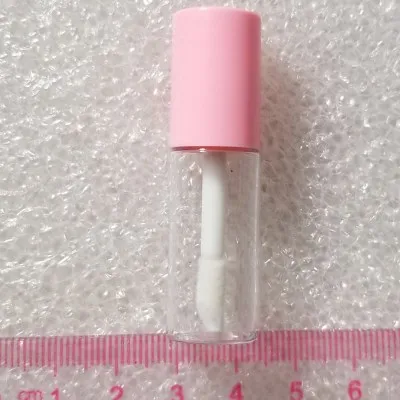 3 мл мини тюбик для блеска для губ трубка с цветные крышки, маленькая Косметическая Помада образец бутылки, пластиковый портативный косметический контейнер для губ - Цвет: Model 1