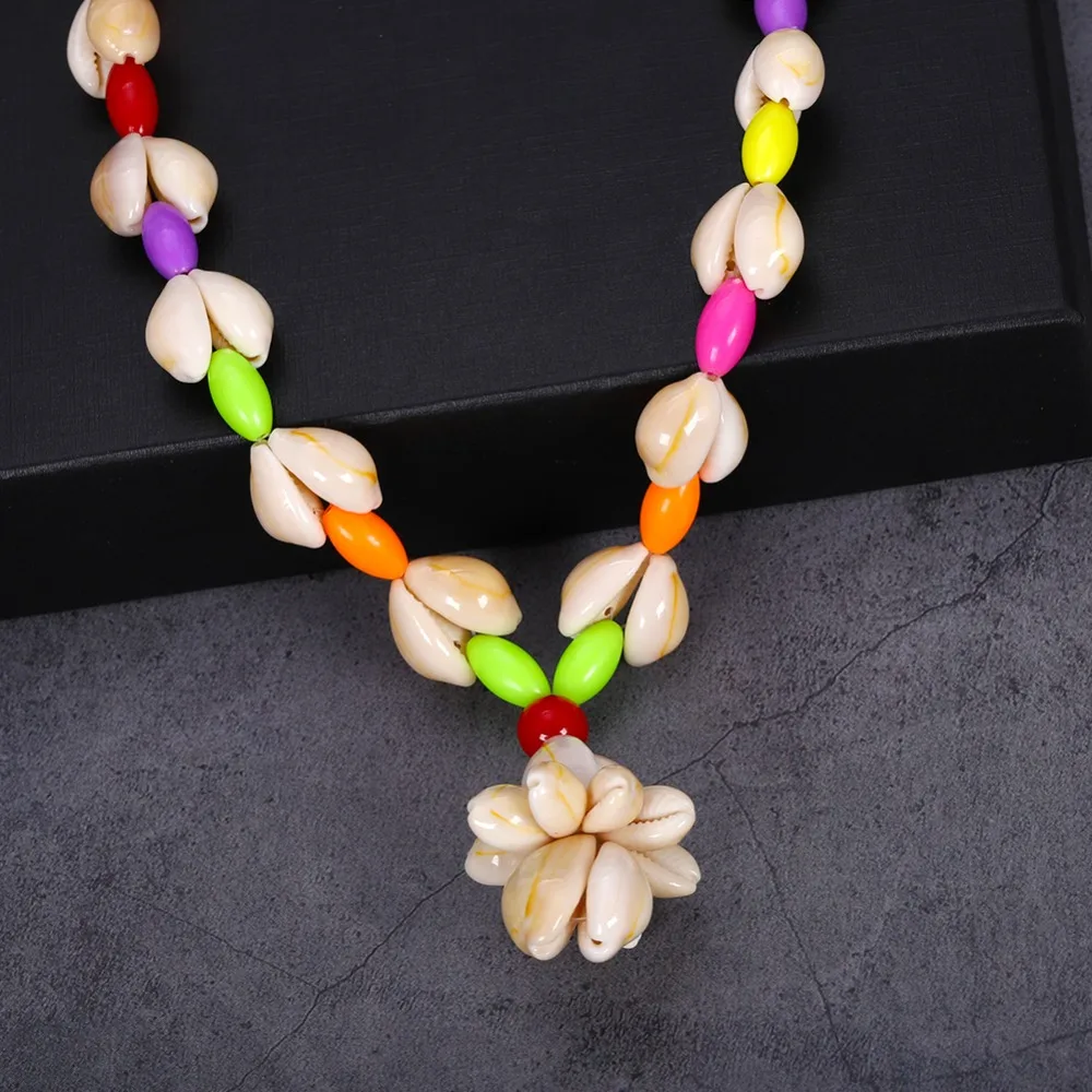 

Best lady 2019 New Unique Design Real Shell Statement Necklace for Women Bohemian Wedding Elegant Collar Chokers Necklace Gifts