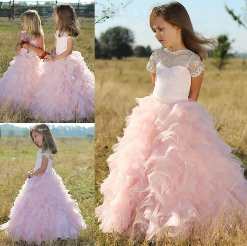 

Pink Tiered Flower Girl Dress with Lace Appliques Short Sleeves Pageant Gowns Girls Formal Wears Custom Made For Princess Longo