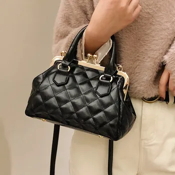 

2019 new luxury women tote handbags embroidery thread clamped shell bag versatile shoulder satchel Female Crossbody Bags
