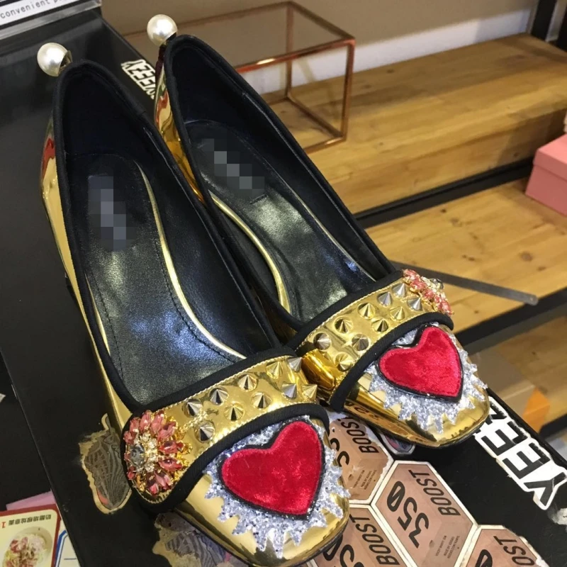

Rivet Crystal Designer Shoes Women Gold Luxury Brand Italy High Heels Lady Pumps Shallow Bridal Wedding Shoes Sapato Feminino