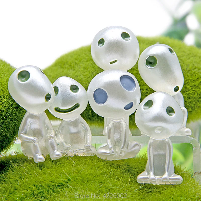 10pcs/lot Princess Mononoke Luminous Elf Tree Dolls Set Kodamas Glow in dark Resin Model Cartoon Action Figures Spirit Figurines