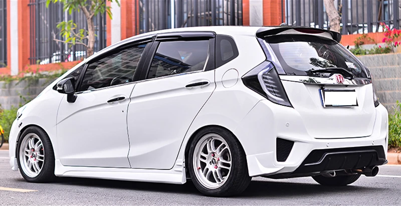 Задний спойлер для Honda GK5 Fit / Jazz 2014 2015 2016 2017 высококачественный задний из АБС