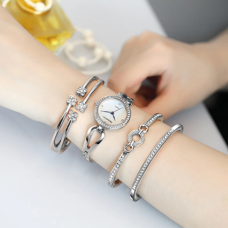 Goedkoop 4 stk set Luxe merk Vrouwen Strass Horloge Crystal Horloges Vrouwelijke Quartz Horloges Lady Jurk Horloge relogio feminino 2018