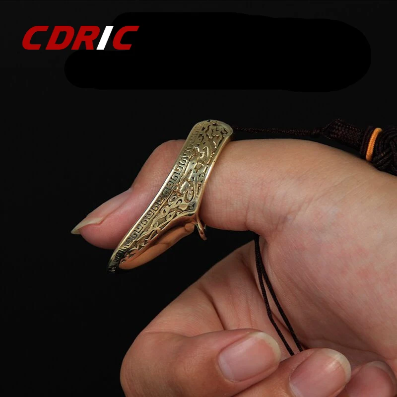 Billige 16 23mm Finger Schutz Messing Schießen Ring Katapult Sport Finger Schutz Getriebe Traditionellen Daumen für Outdoor Jagd Schießen