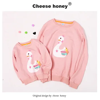 

Mother and Daughter Clothes Pink Sweater High Quality Mother and Daughter Autumn Outwear Long Sleeve Mom and Girls Sweater